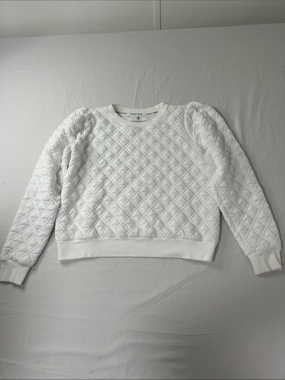 Tuckernuck women’s White Quilted stretch Puff-Sleeve campbell pullover
